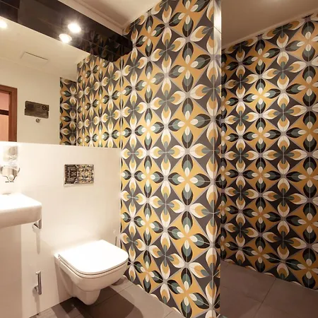 Viktor 3* Pressburg