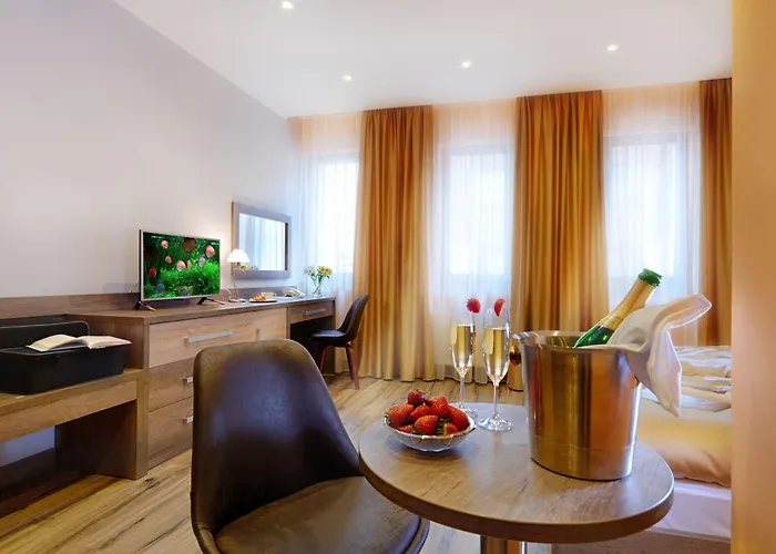 Viktor 3* Bratislava